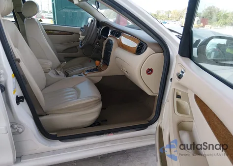 2002 Jaguar X-Type 2.5L from USA, damaged, VIN SAJEA51D92XC73888